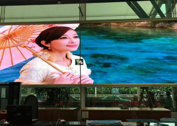 Large P2.5 Full Color Led Message Board , Commercial Led Screens 1R1G1B ...