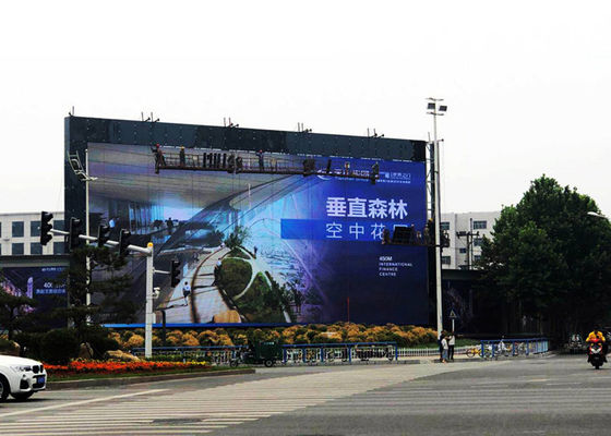 Full Color Outdoor Led Display Screen , P5 - P10 Led Display Panel Good Consistency