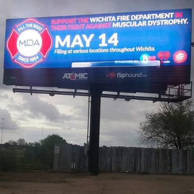 1R1G1B Zewnętrzny wyświetlacz LED o małych pikselach P10 14–16 bitów z metodą skanowania 1/2