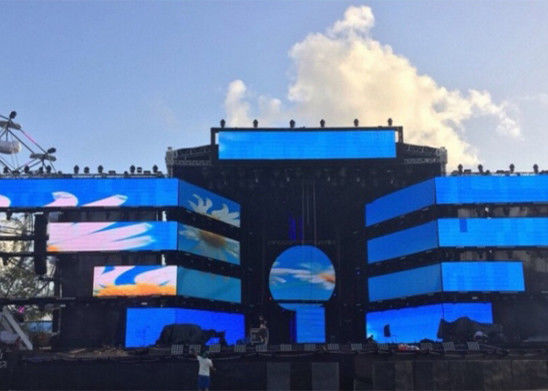 High Brightness SMD Outdoor LED Display Screen P3.91 - P6.25 SMD2525 LED Encapsulation